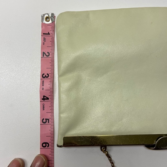 Vintage genuine white leather purse - Picture 3 of 6